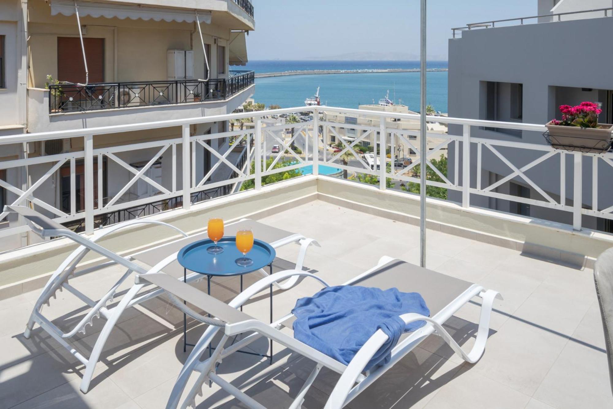 Апартаменты Chic, Downtown, Penthouse W Sundeck And Seaview Ираклион Экстерьер фото